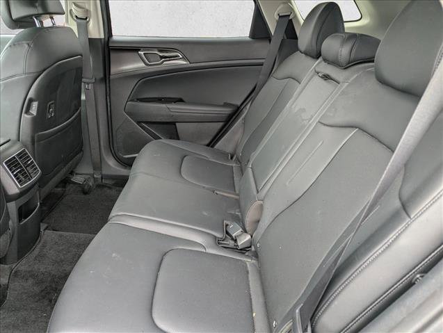 Used 2024 Kia Sportage EX image 25