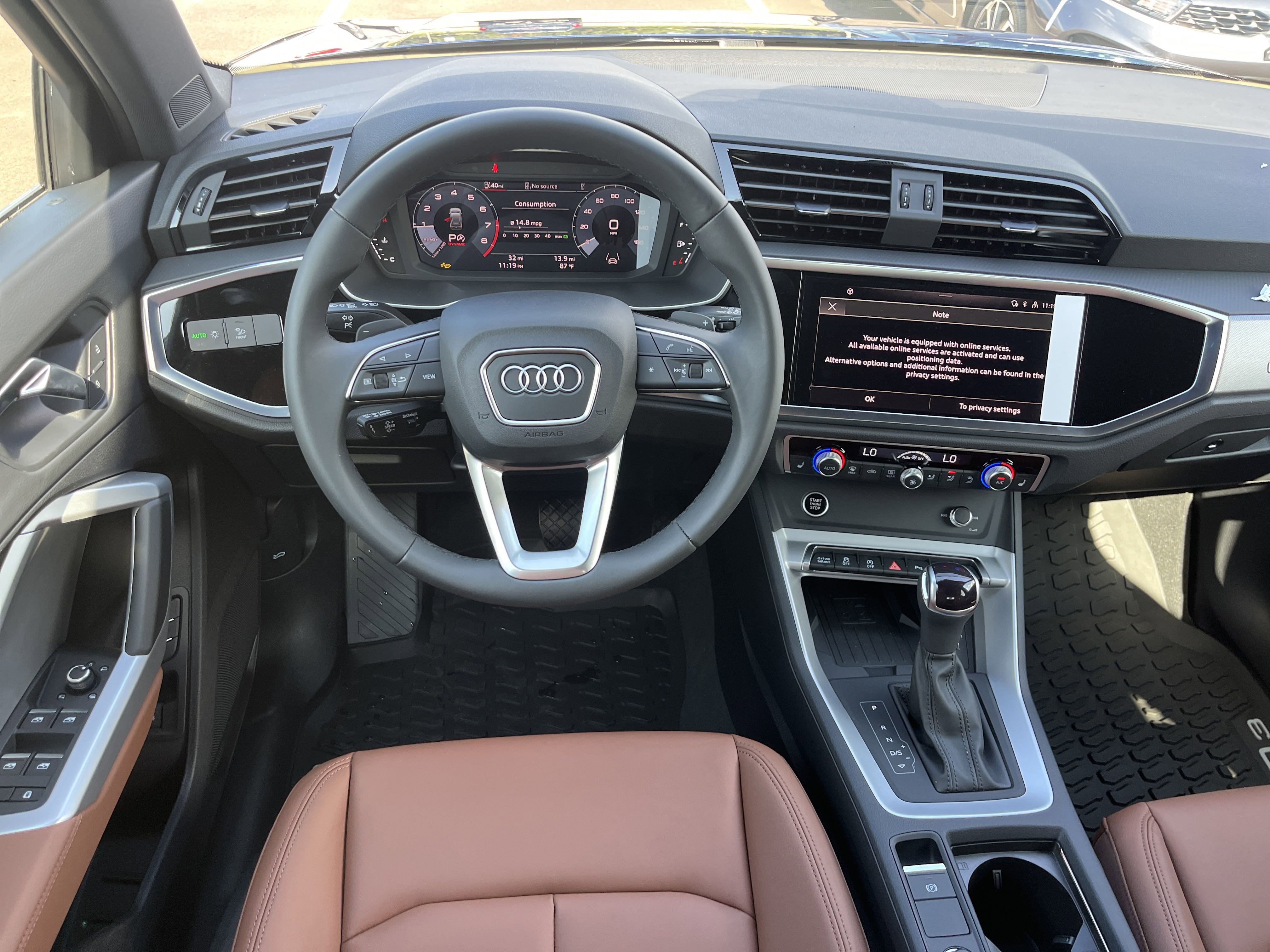 New 2025 Audi Q3 2.0T Premium image 6