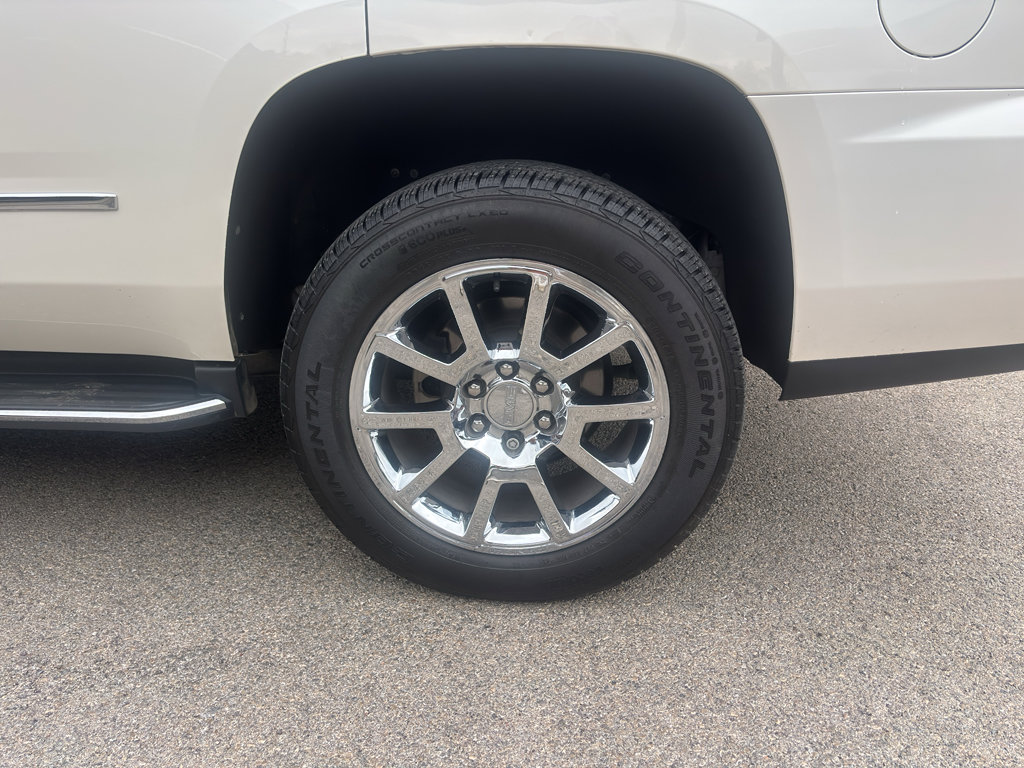 Used 2015 GMC Yukon Denali w/ Open Road Package image 9