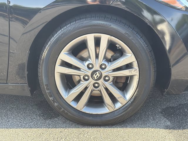 Used 2017 Hyundai Elantra Value Edition FWD image 14