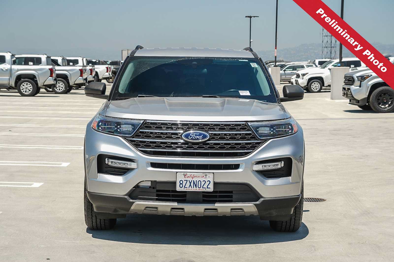 Used 2022 Ford Explorer XLT w/ Equipment Group 202A RWD image 2