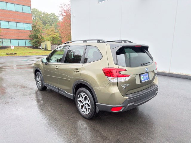 Used 2024 Subaru Forester Premium AWD/4WD image 9