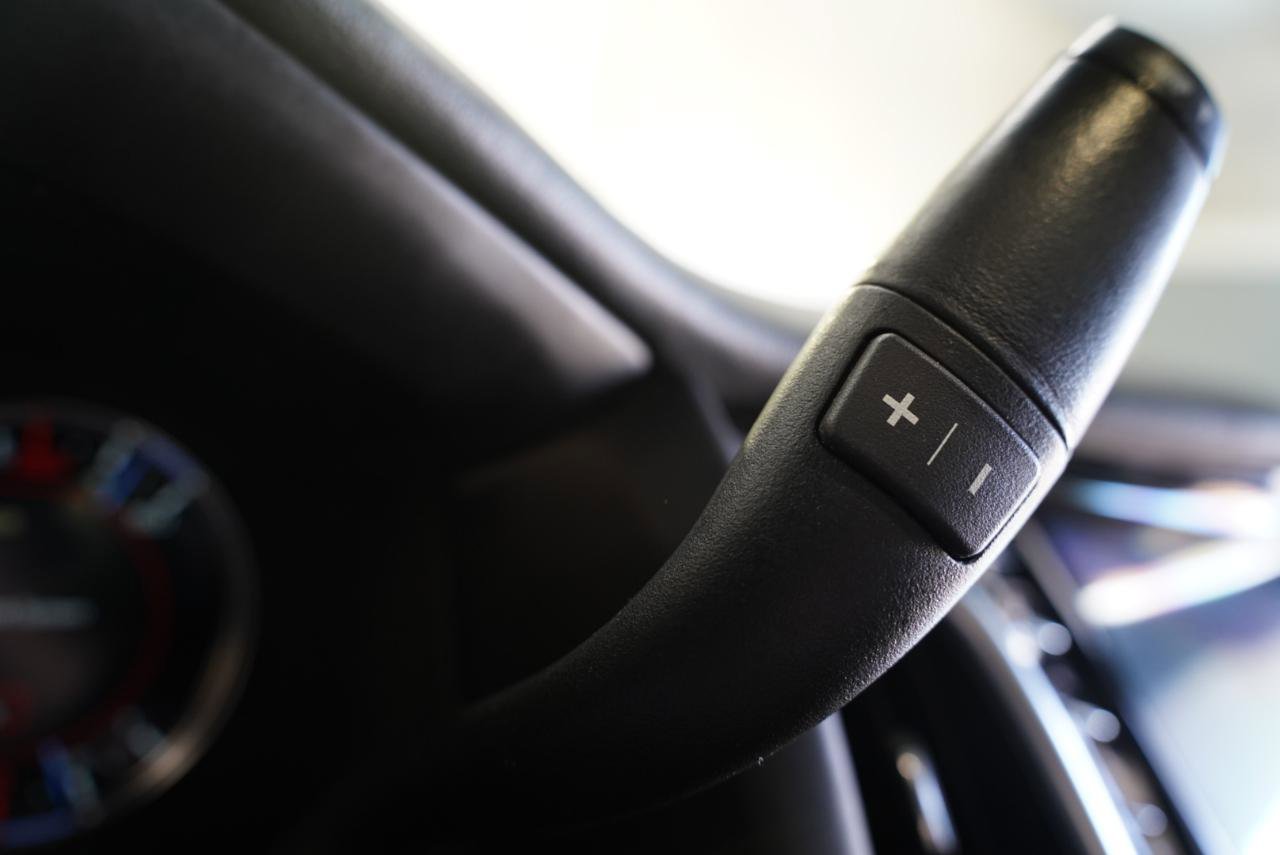 Used 2019 Cadillac Escalade ESV Platinum w/ Escalade Sport Edition image 15