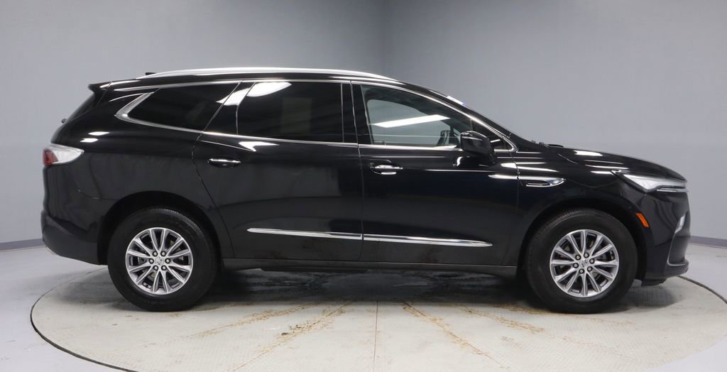 Used 2023 Buick Enclave Essence FWD image 12