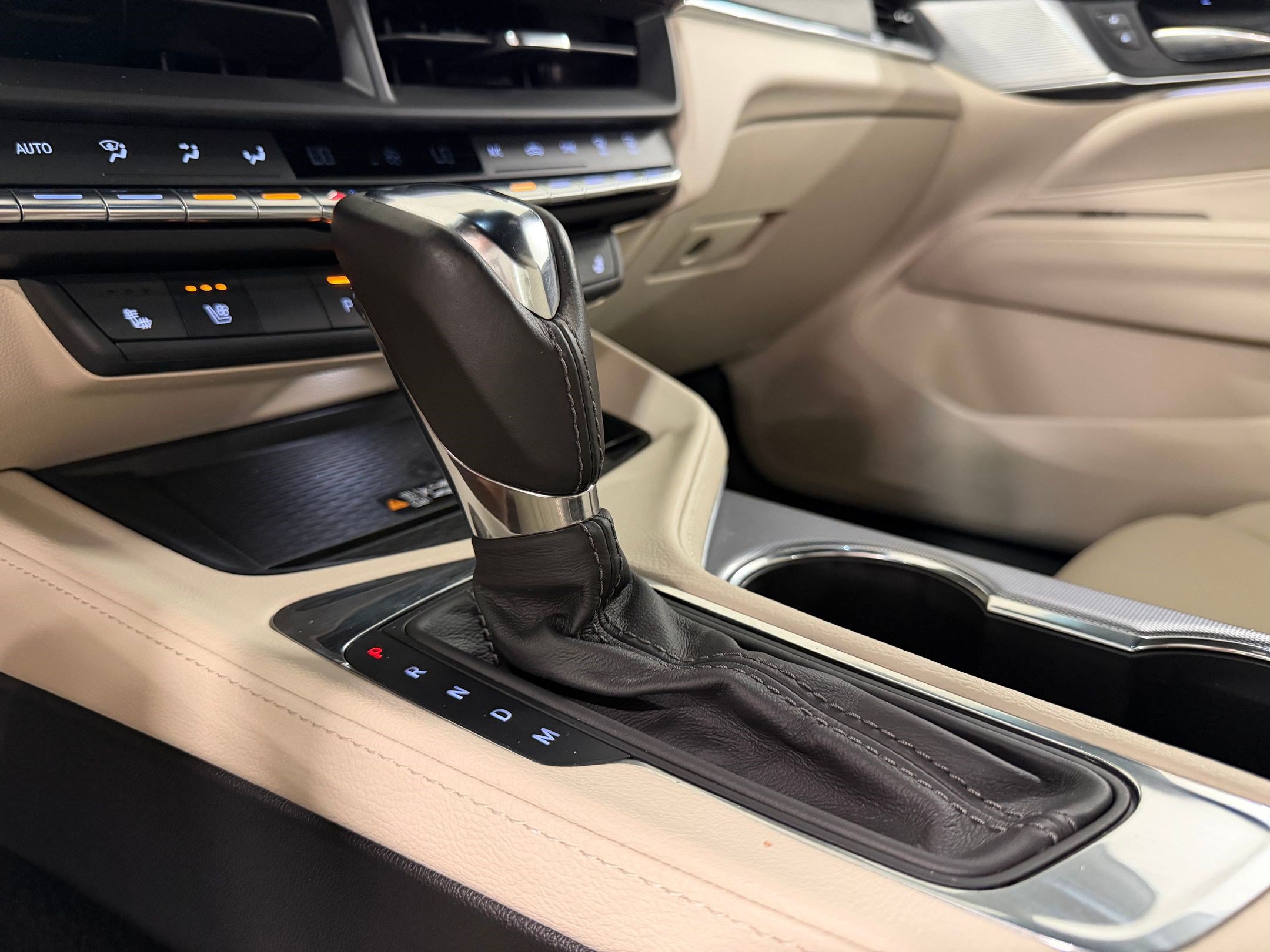 Certified 2023 Cadillac CT4 Premium Luxury RWD image 16