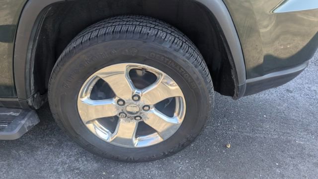 Used 2011 Jeep Grand Cherokee Limited image 10