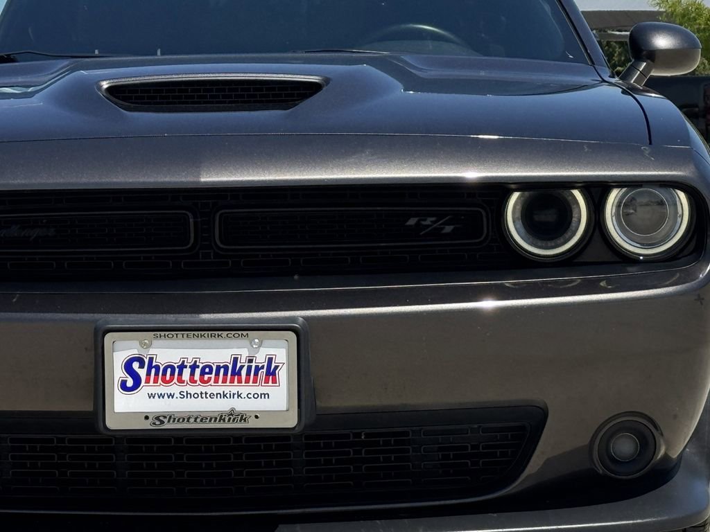 Used 2020 Dodge Challenger R/T w/ Performance Handling Group RWD image 8