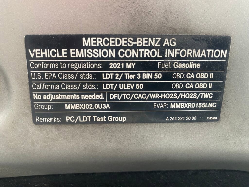 Used 2021 Mercedes-Benz GLC 300 4MATIC image 32