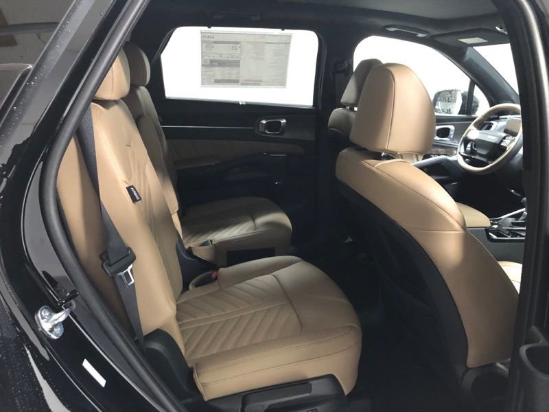 New 2026 Kia Sorento SX Prestige w/ Olive Brown Leather Package image 11