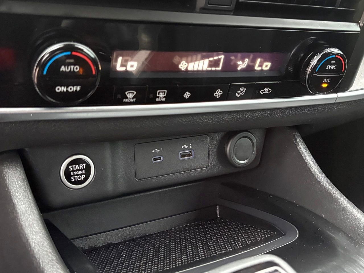 Certified 2023 Nissan Rogue SV image 21