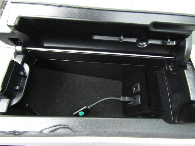 Used 2015 Mercedes-Benz E 350 Sedan w/ Premium 1 Package image 23