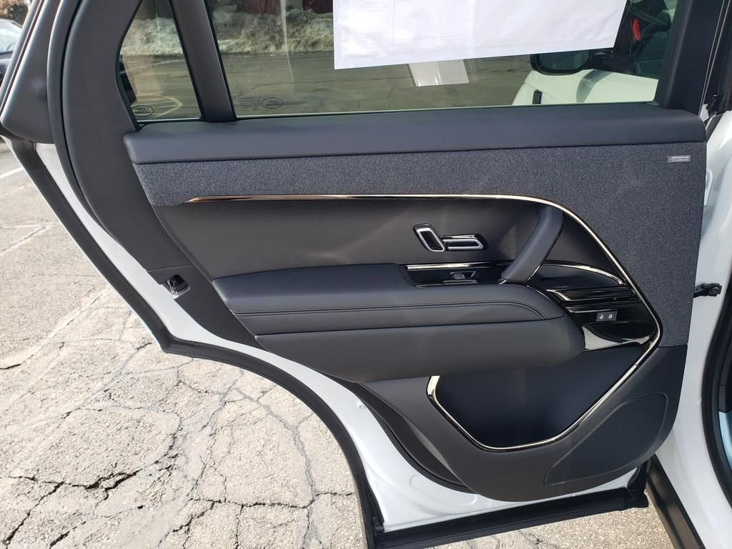 New 2026 Land Rover Range Rover Sport Dynamic SE image 12