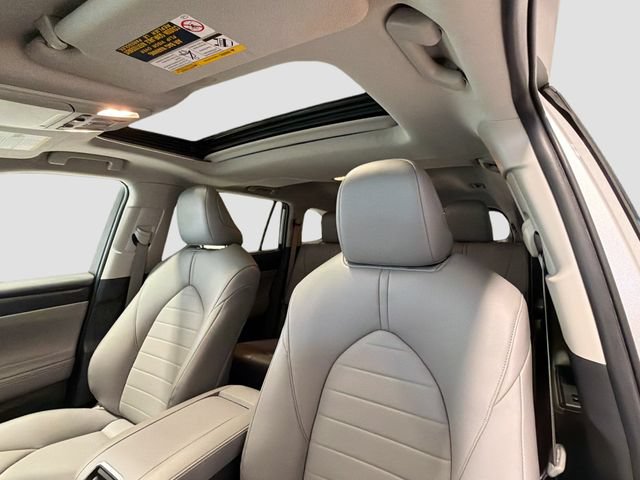 Certified 2024 Toyota Highlander XLE AWD/4WD image 16
