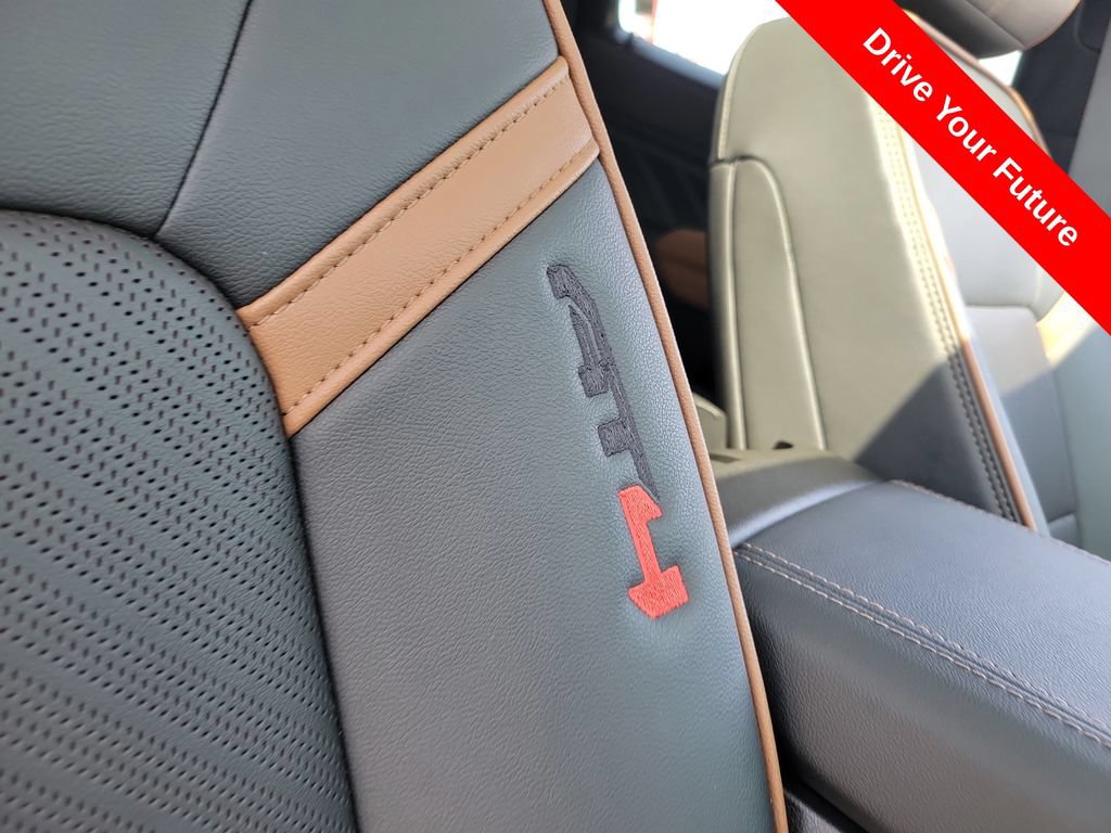 Used 2023 GMC Canyon AT4 w/ AT4 Premium Package AWD/4WD image 20