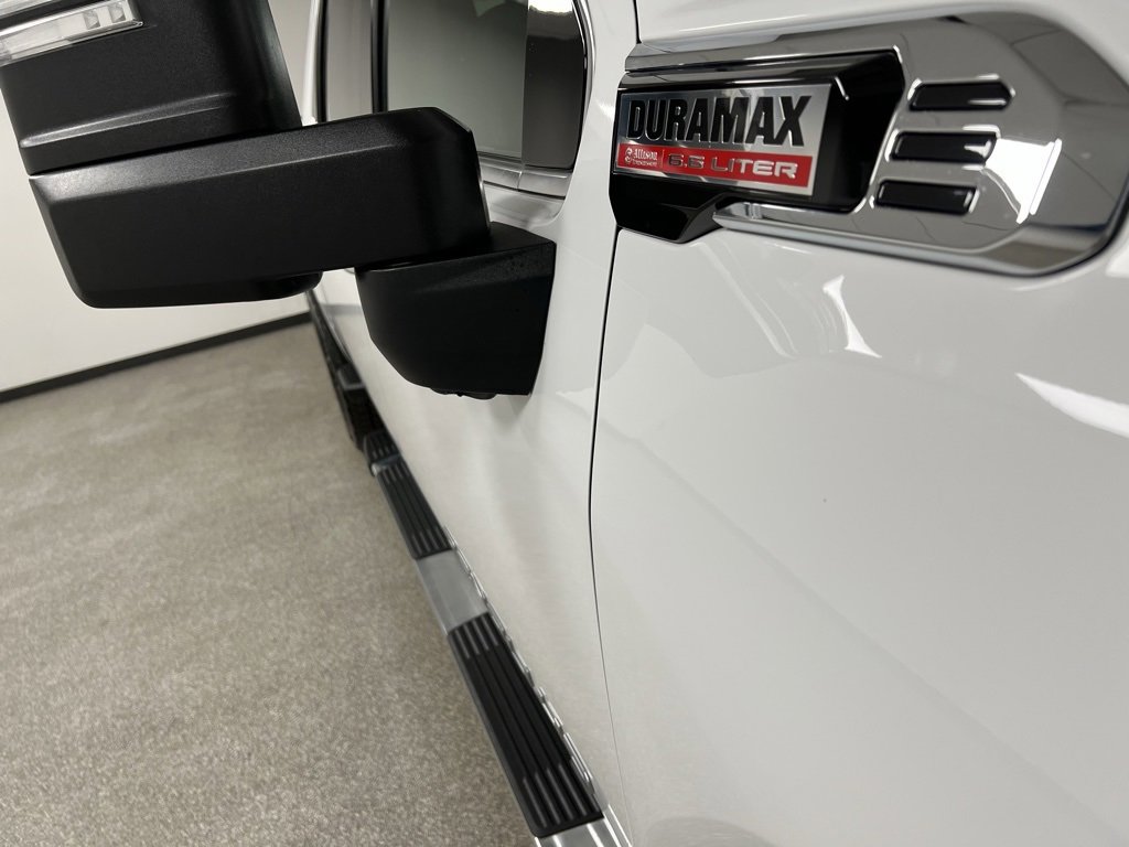 Used 2024 GMC Sierra 3500 Denali image 13