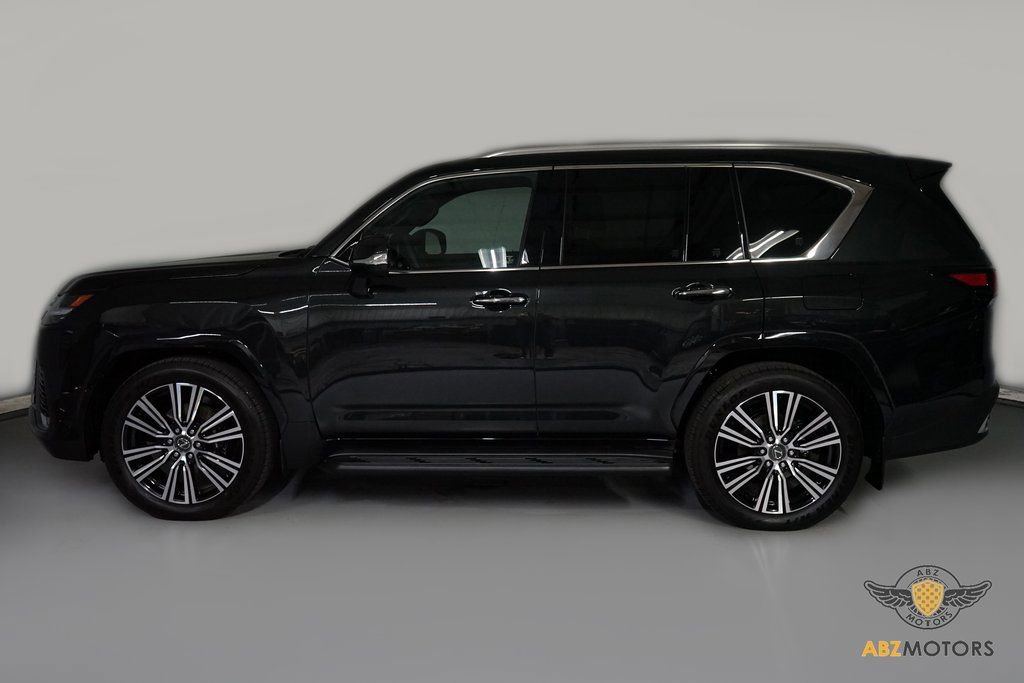 Used 2026 Lexus LX 600 4WD w/ Luxury Package image 5