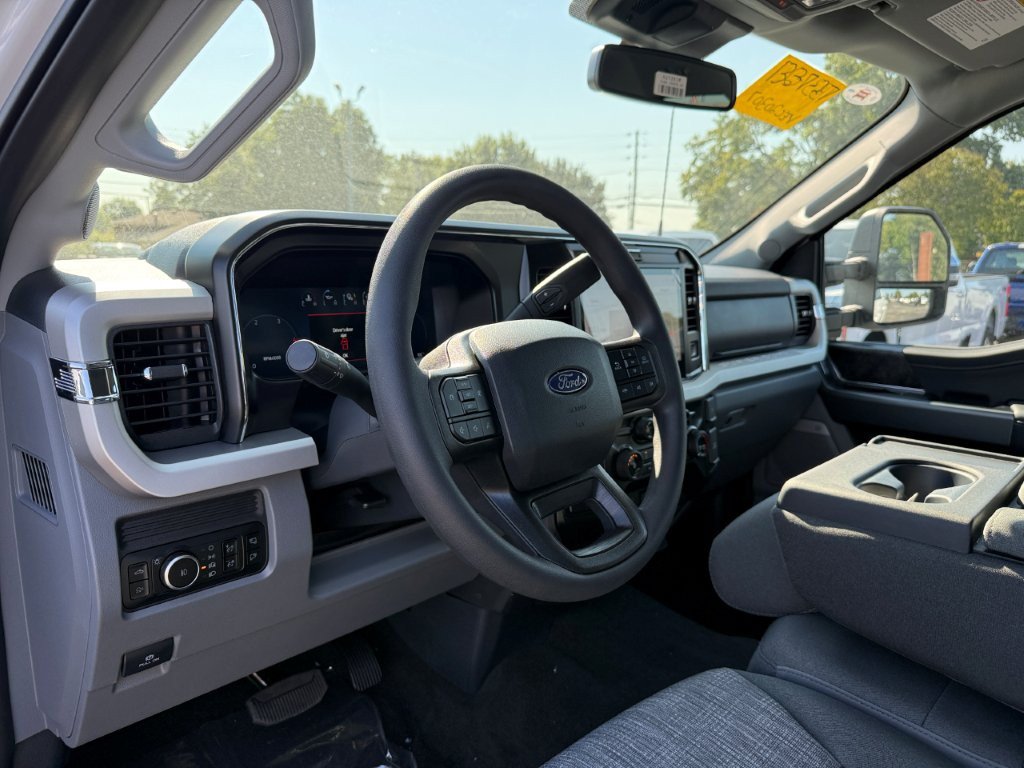 New 2027 Ford F250 XLT w/ XLT Premium Package AWD/4WD image 11