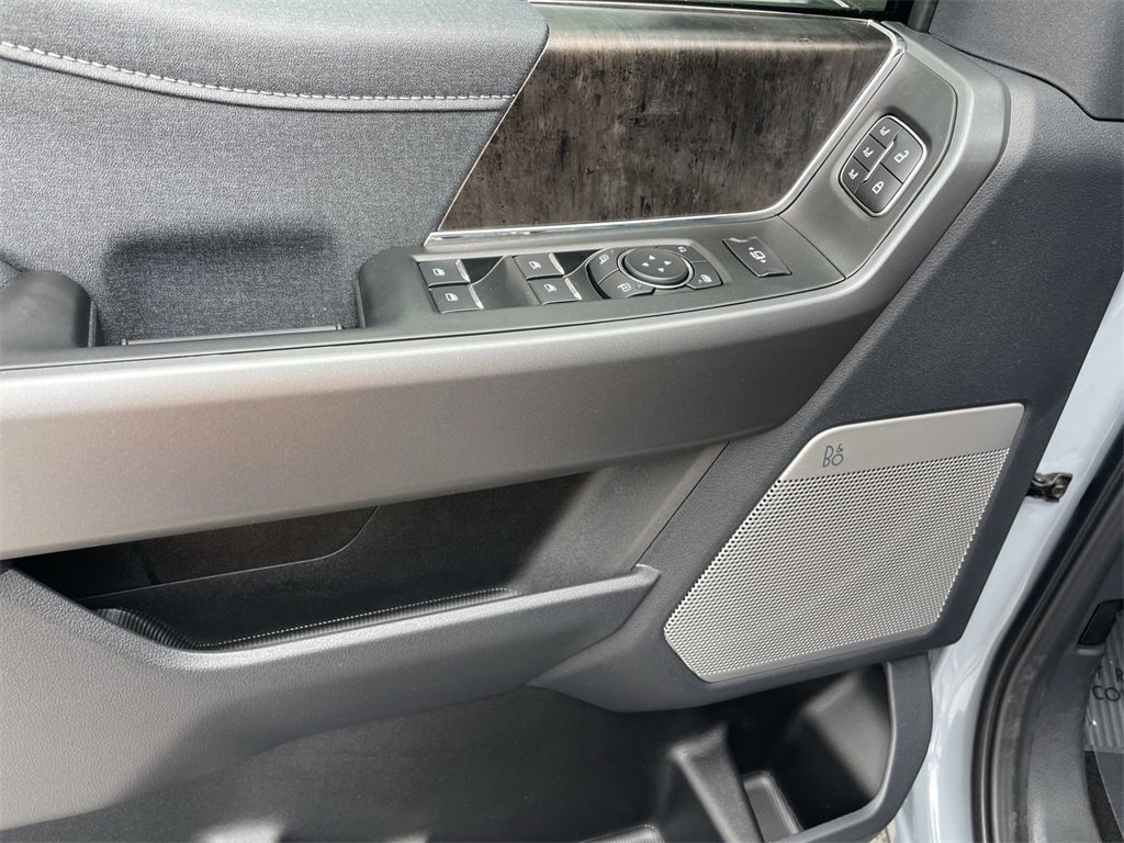 New 2026 Ford F350 Lariat w/ Chrome Package image 13