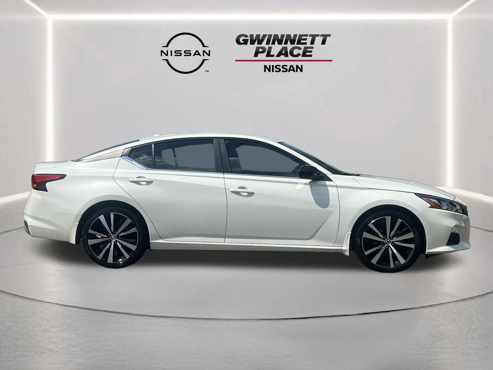 Certified 2021 Nissan Altima 2.5 SR FWD image 25
