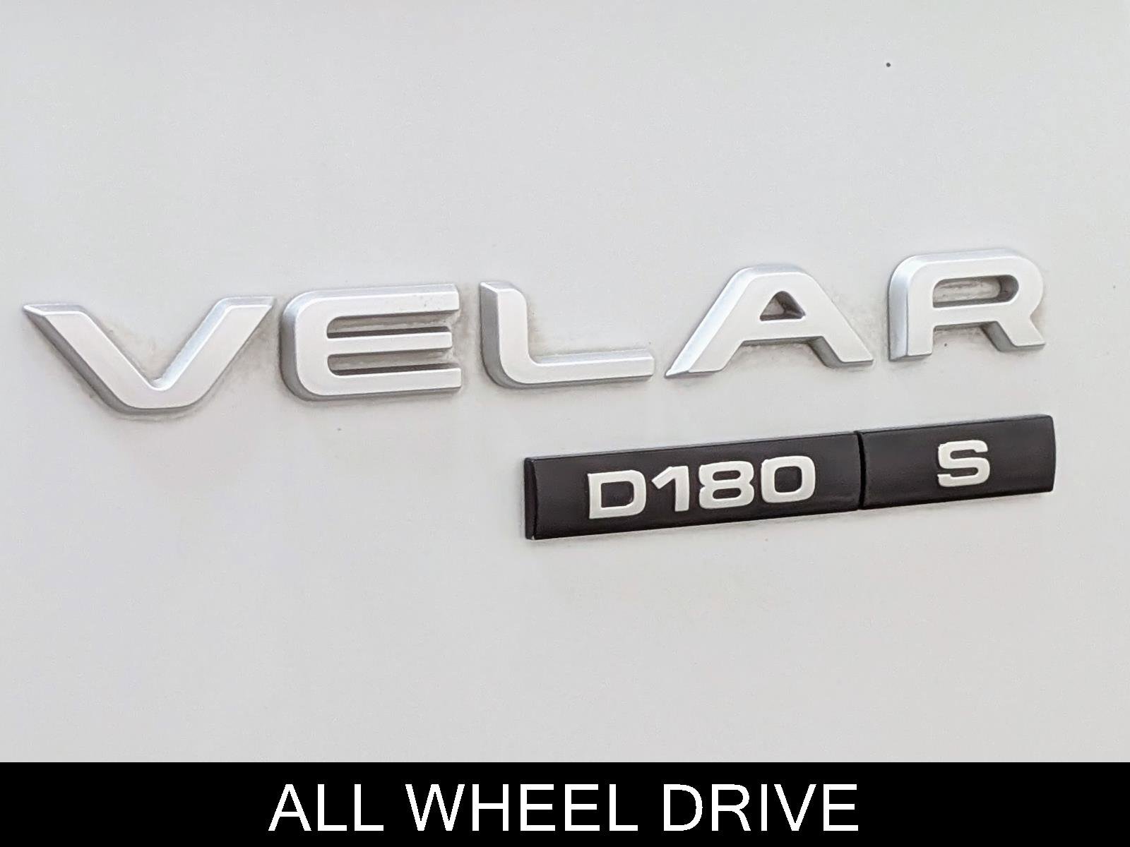 Used 2018 Land Rover Range Rover Velar S image 11