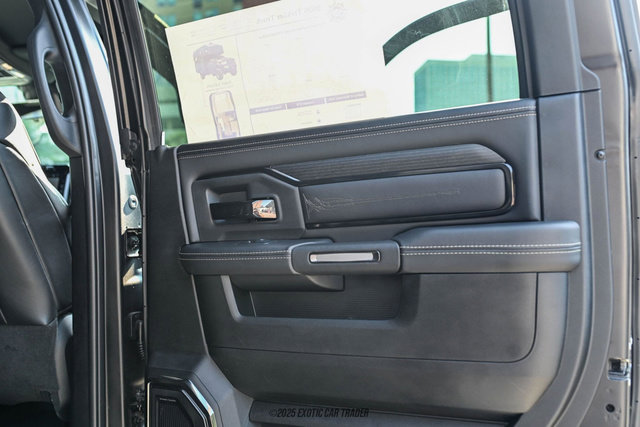 Used 2024 RAM 5500 4x4 Crew Cab image 93