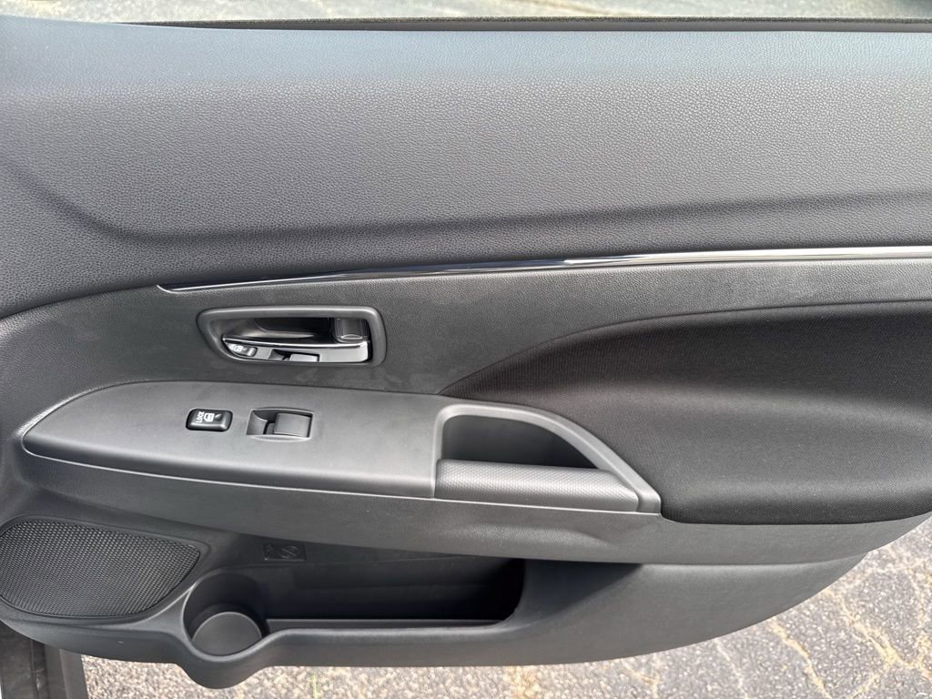 New 2026 Mitsubishi Outlander Sport LE image 29