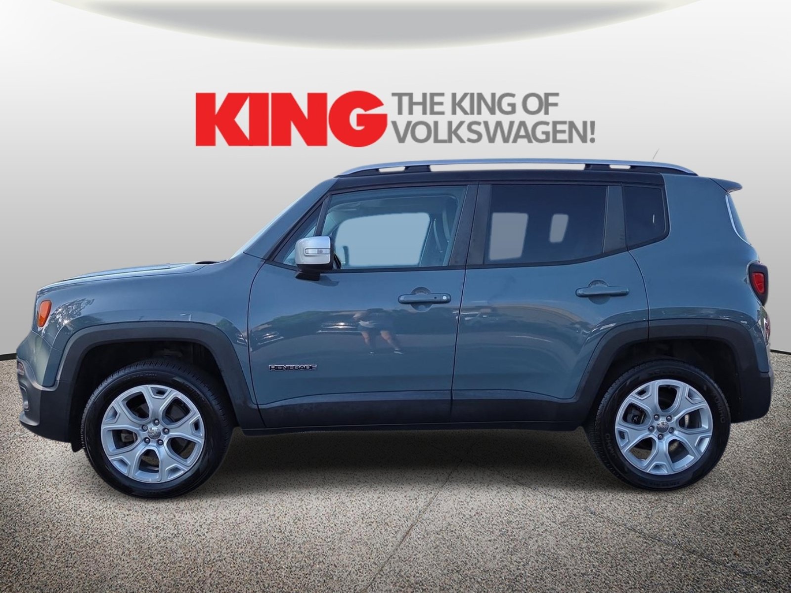 Used 2017 Jeep Renegade Limited AWD/4WD image 7