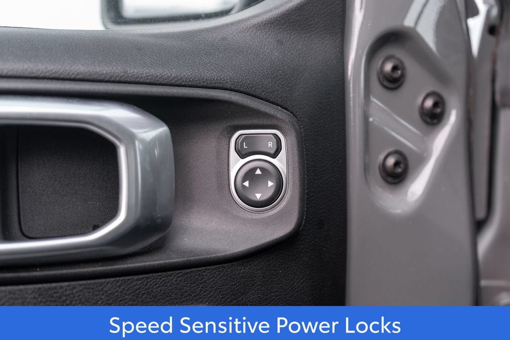 Used 2019 Jeep Wrangler Sport AWD/4WD image 16