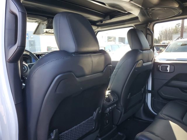 New 2026 Jeep Wrangler Unlimited Sahara AWD/4WD image 12