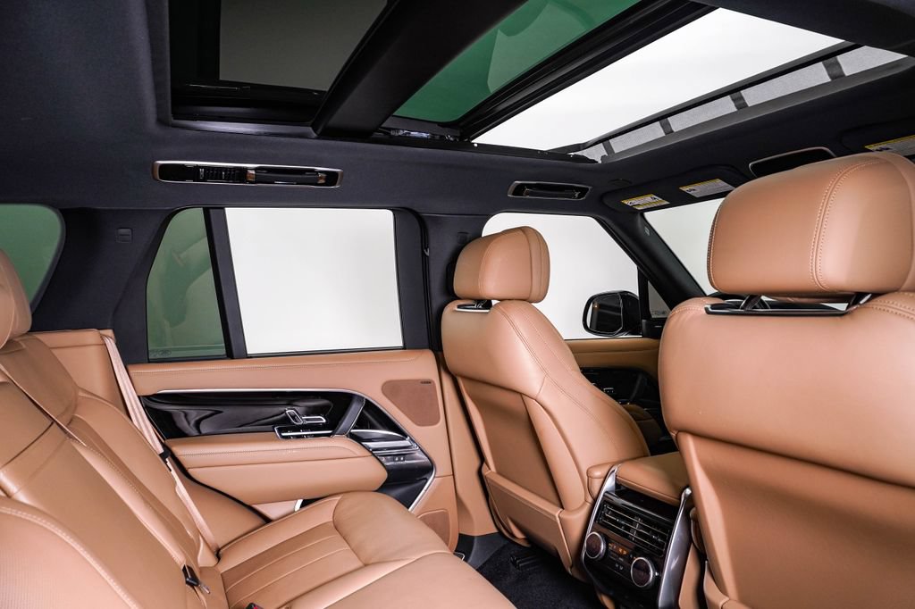 Used 2023 Land Rover Range Rover SE AWD/4WD image 16