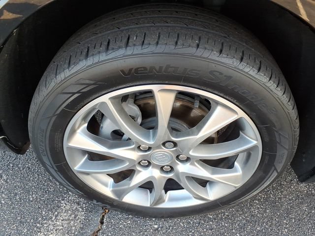 Used 2020 Buick Envision Premium w/ LPO, Active Package AWD/4WD image 13