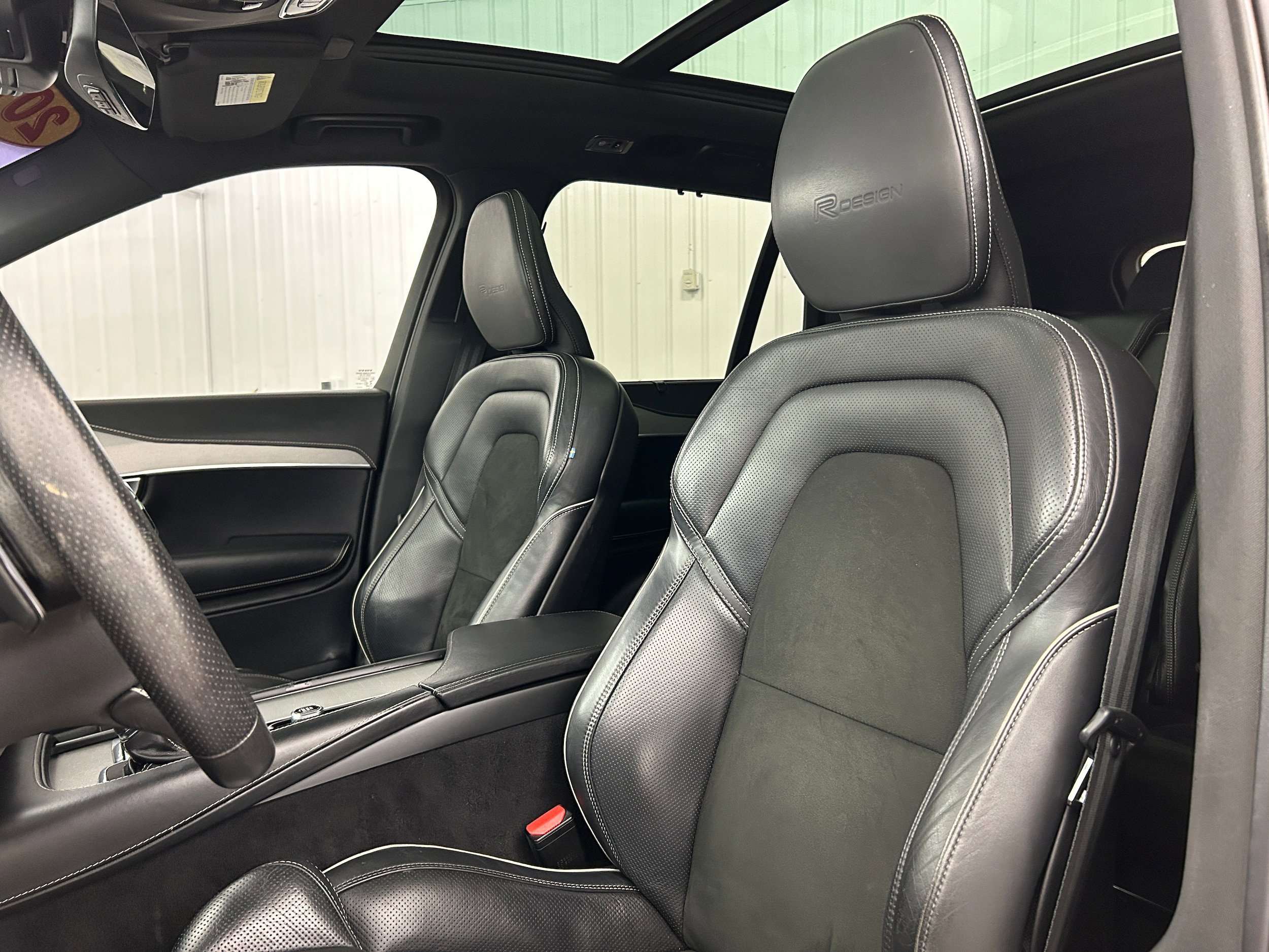Used 2019 Volvo XC90 T6 R-Design w/ Protection Package AWD/4WD image 23