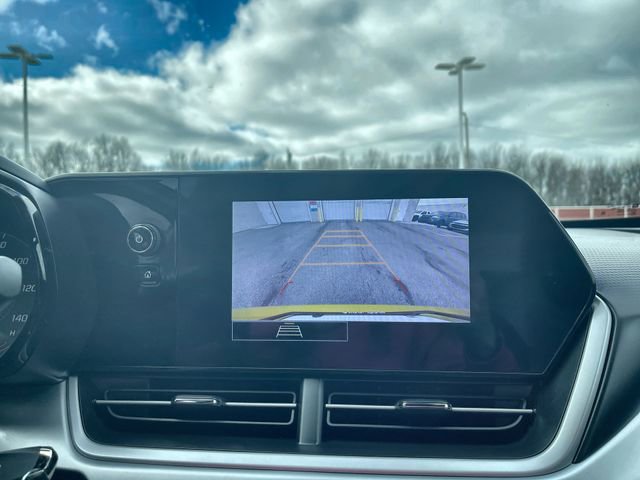 Certified 2024 Chevrolet Trax RS w/ Driver Confidence Package image 15