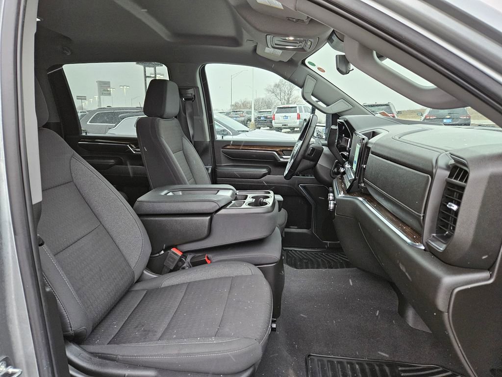 Used 2024 GMC Sierra 3500 SLE image 37