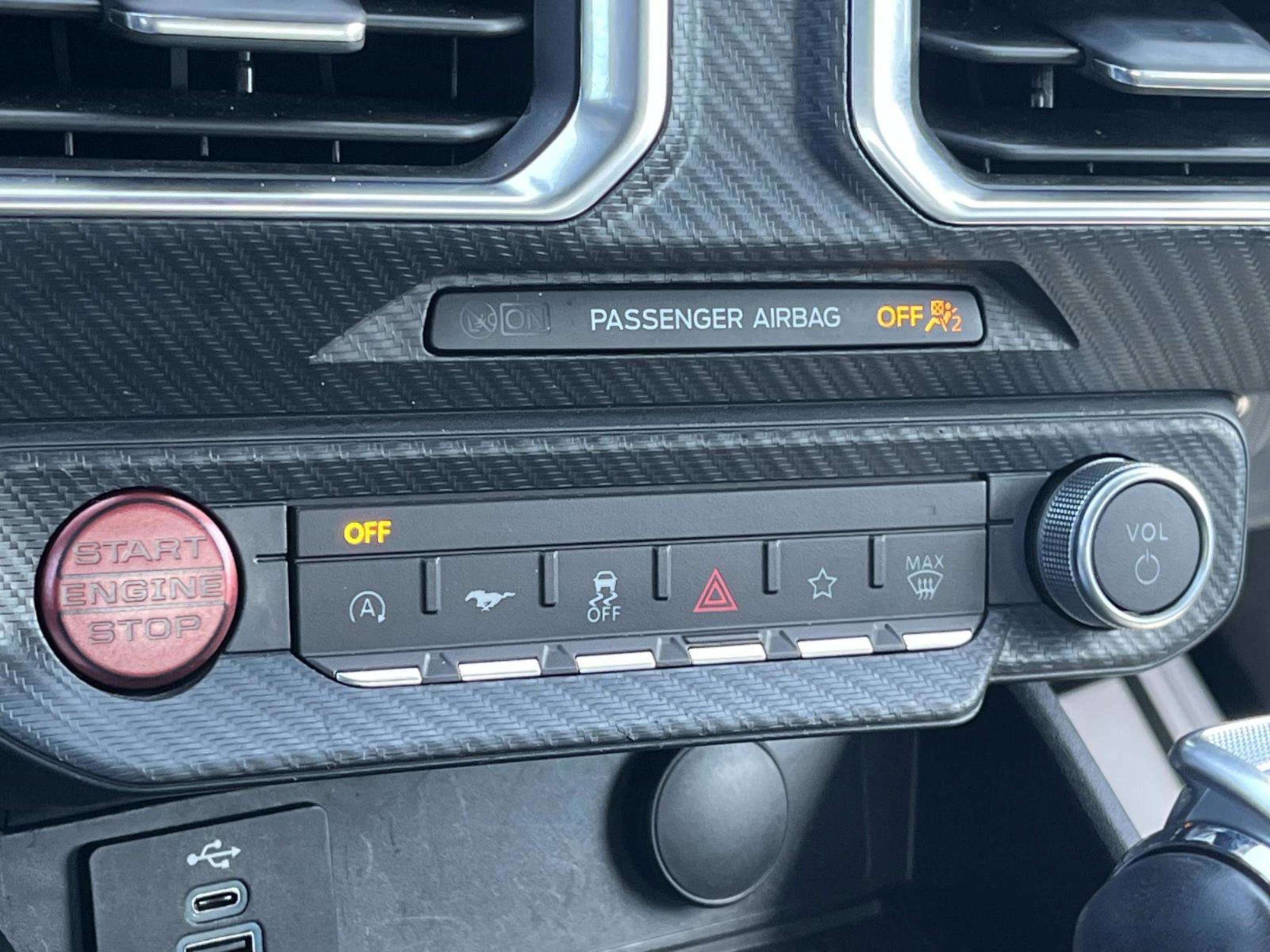 Used 2024 Ford Mustang Premium image 25