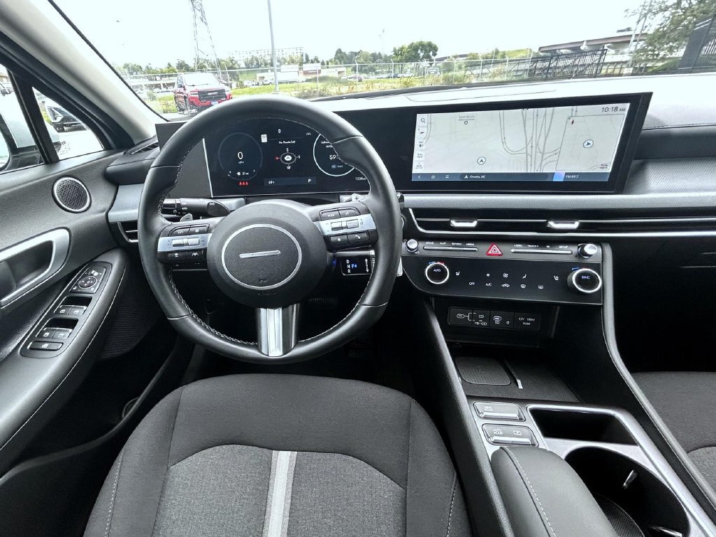 Used 2025 Hyundai Sonata SEL FWD image 15