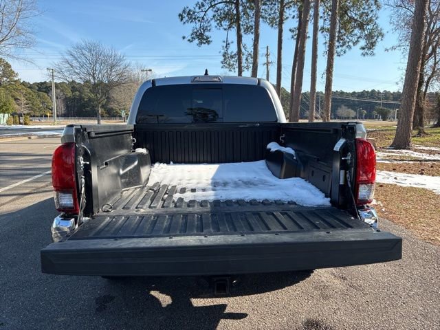 Used 2023 Toyota Tacoma SR5 image 18