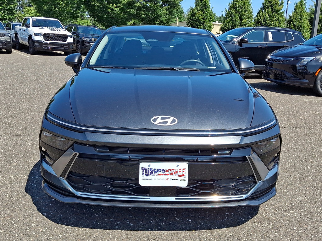Used 2025 Hyundai Sonata SEL FWD image 8