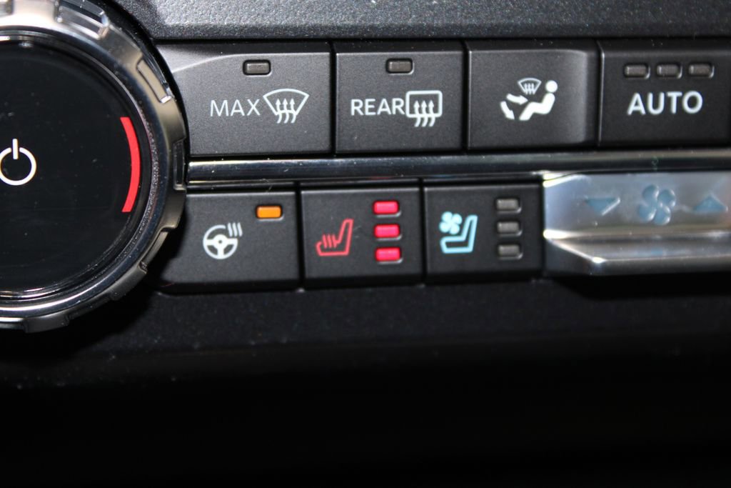 New 2026 Ford F250 Lariat w/ Black Appearance Package image 50