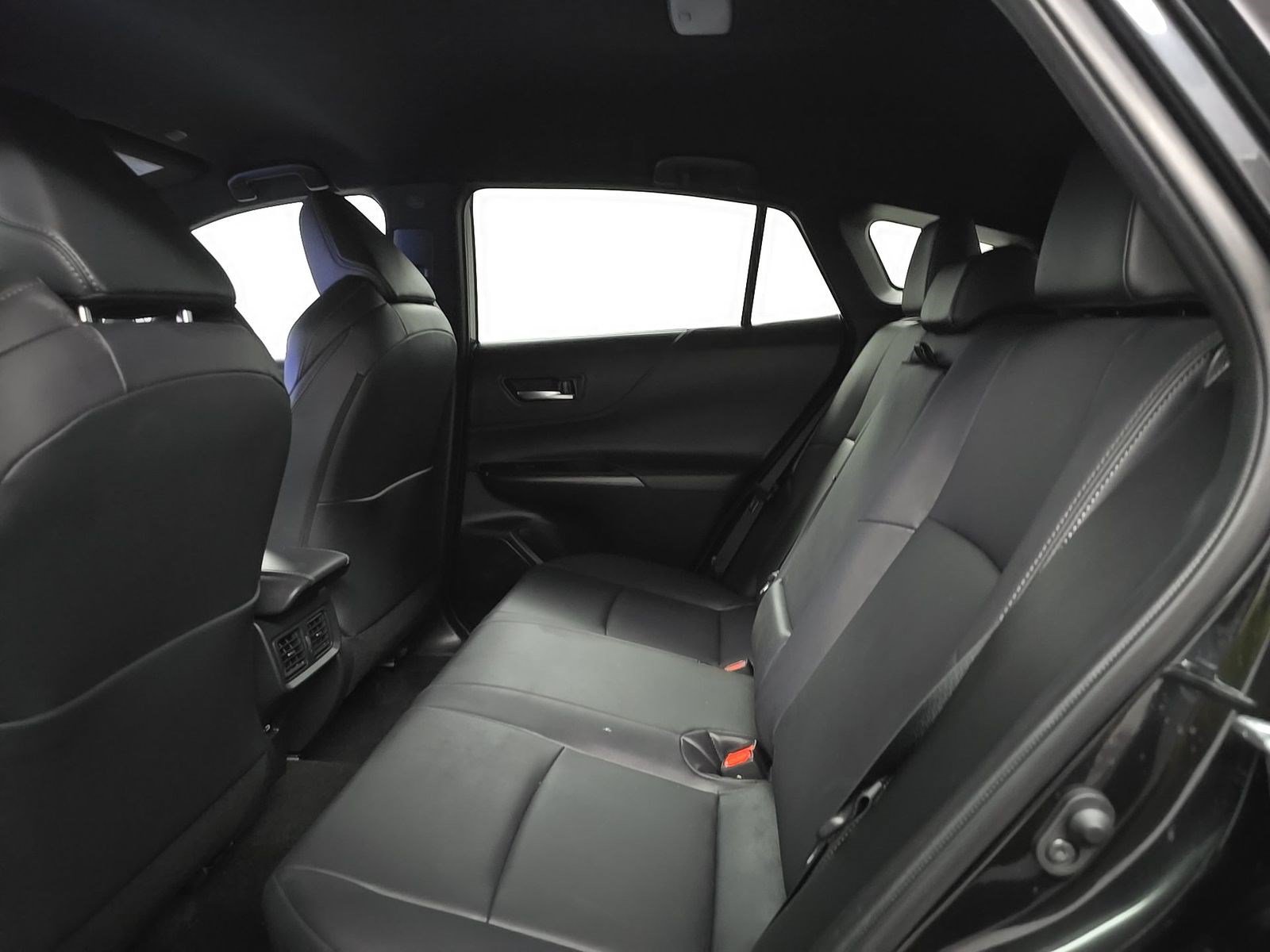 Used 2023 Toyota Venza Nightshade AWD/4WD image 12