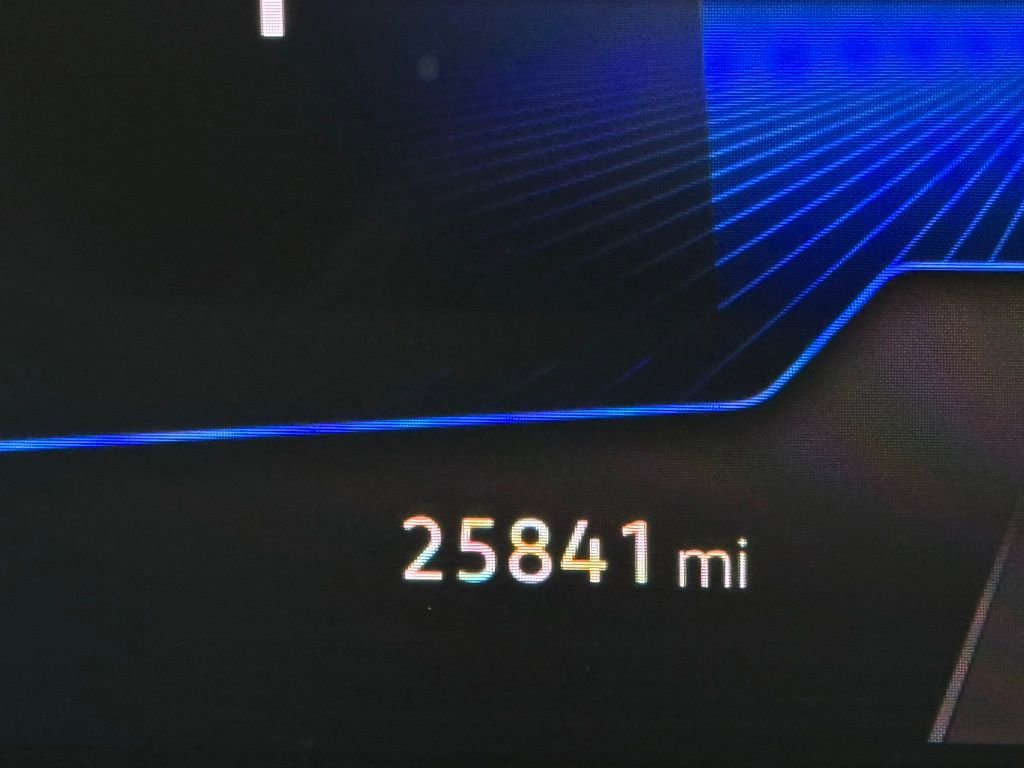 Certified 2024 Volkswagen Taos SE w/ MDO Package FWD image 21