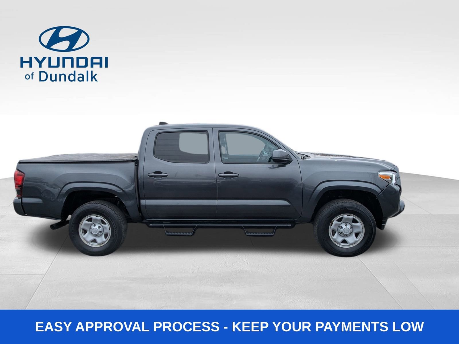 Used 2022 Toyota Tacoma SR image 9