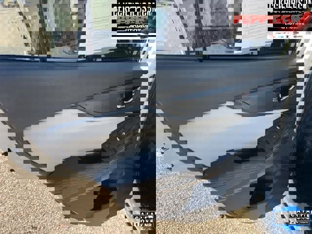 Used 2023 Subaru Crosstrek Hybrid w/ Moonroof Package w/Navigation image 14