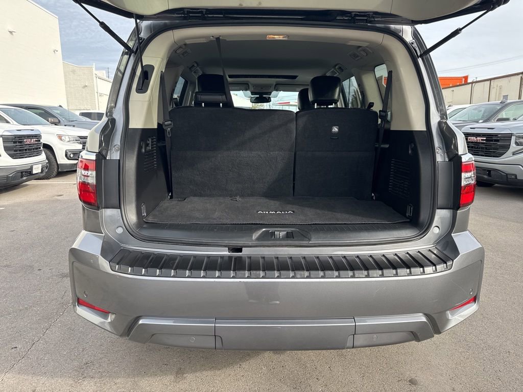 Used 2024 Nissan Armada SL w/ Captain's Chairs Package image 29
