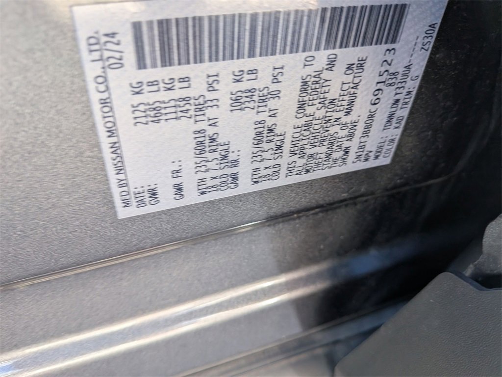Used 2024 Nissan Rogue SV image 37