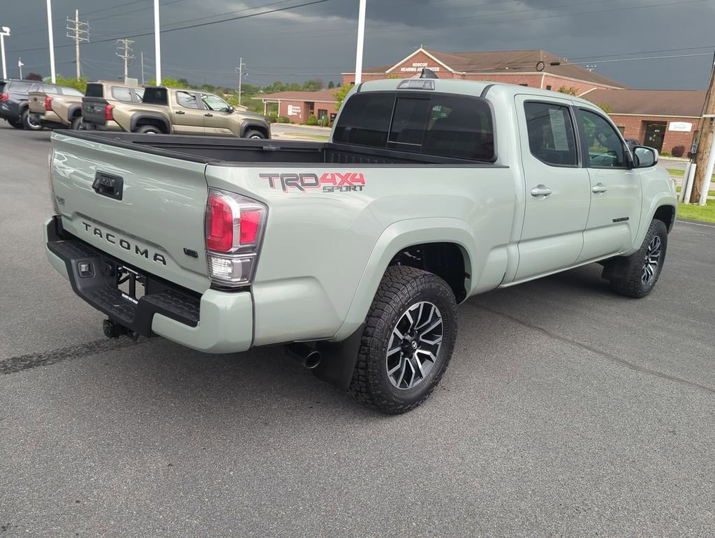 Used 2023 Toyota Tacoma TRD Sport w/ Black Out Package (TMS) AWD/4WD image 8