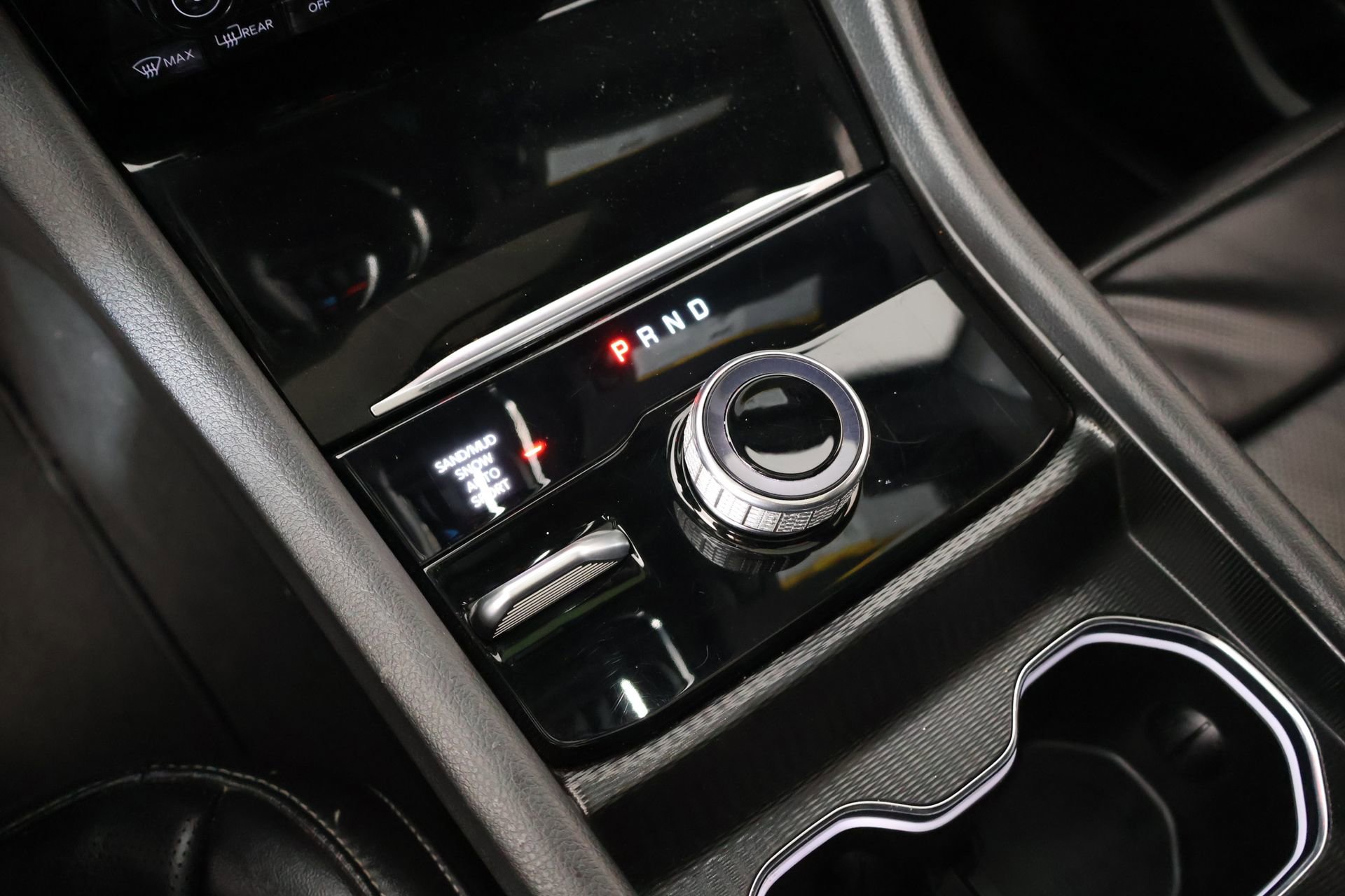 Used 2024 Jeep Grand Cherokee L Limited w/ Luxury Tech Group II AWD/4WD image 9