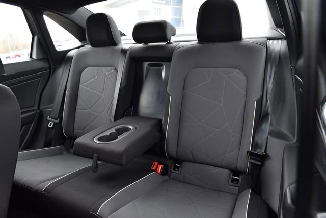Certified 2025 Volkswagen Jetta Sport image 22