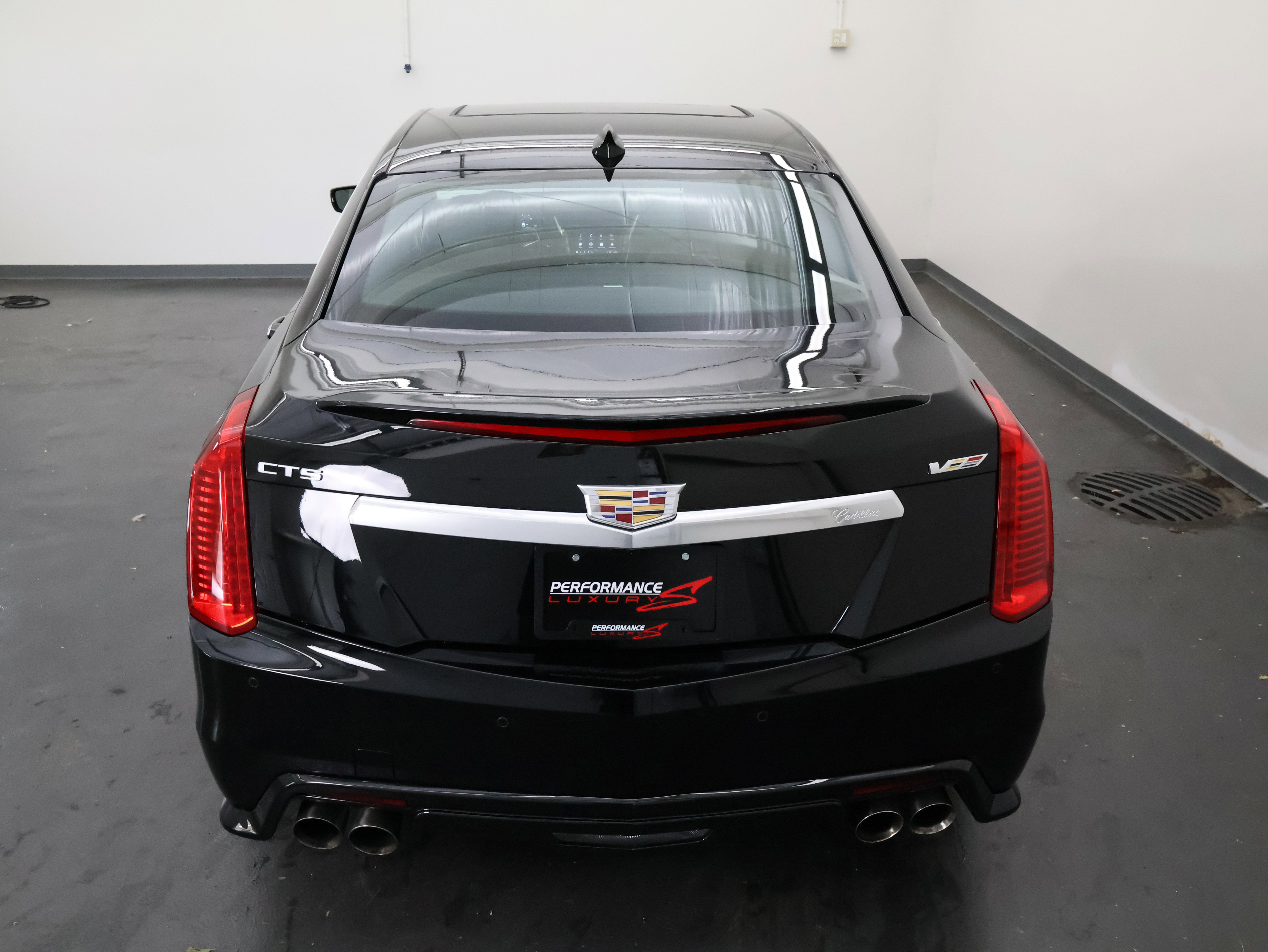 Used 2019 Cadillac CTS V w/ Luxury Package RWD image 10
