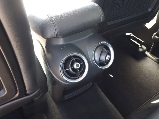 Used 2018 Alfa Romeo Stelvio Ti image 12